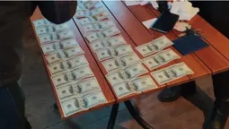 На Волині посадовець з Держгеокадастру "погорів" на хабарі у 3700 доларів (фото)