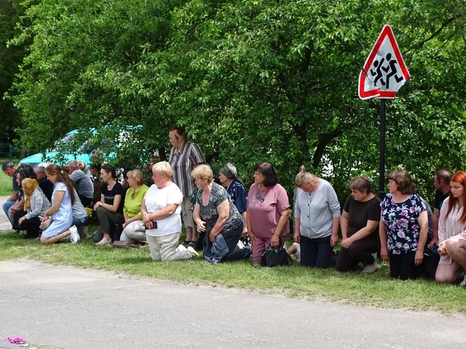 На Волині провели в останню дорогу молодого Героя Сергія Самолюка (фото)