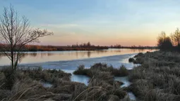 Скільки коштує заночувати взимку на волинському болоті