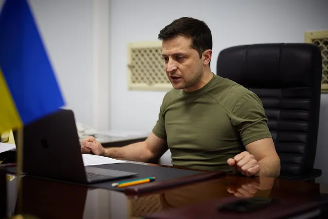 «Не можете закрити небо – дайте літаки»: Зеленський звернувся до НАТО
