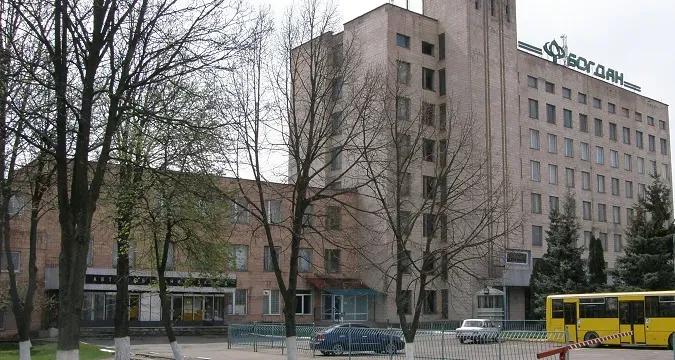 Луцький «Богдан» продали забудовнику: що це означає для міста
