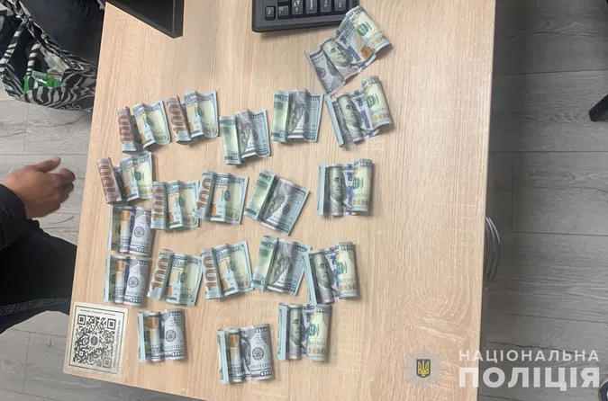 Збитки на 100 тисяч: у Луцькому районі в жінки на базарі вкрали гаманець (фото)