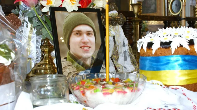 789 днів очікування: Рожище попрощалося з 21-річним кулеметником Іваном Бречком (фото)