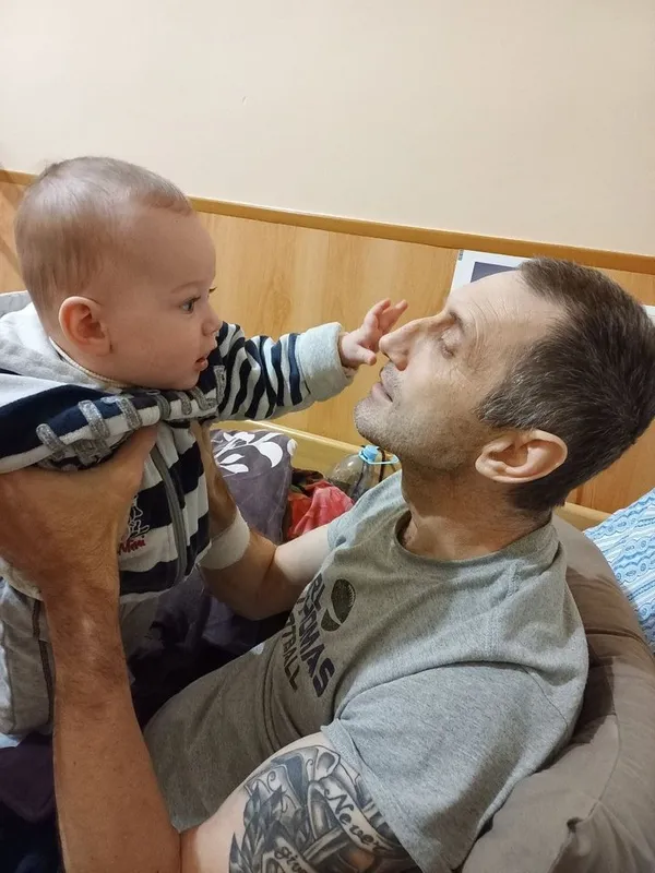 Чоловік Раїси Юрій з найменшим сином
