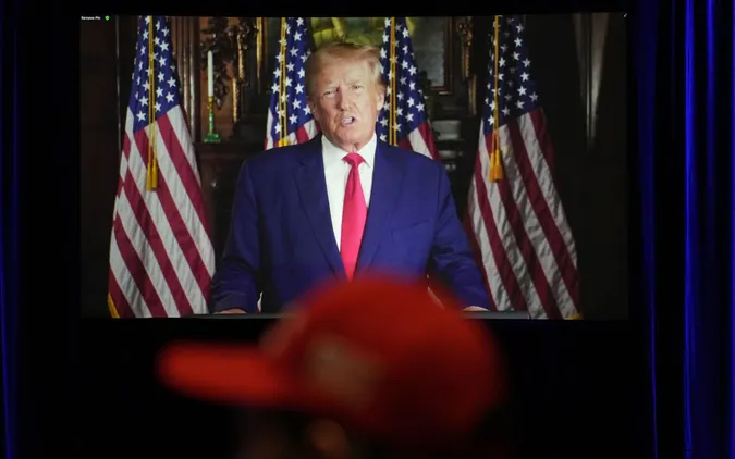 Трамп повернувся у Twitter і уже зібрав мільйони підписників