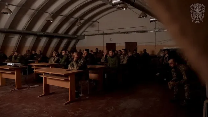 Волинський режисер привіз на передову фільм про Довбуша (фото)
