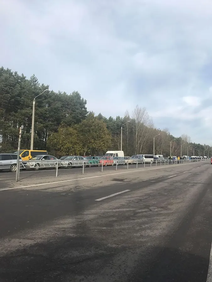 На «Ягодині» вкрали нові дорожні знаки (фото)