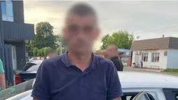 Біля Луцька чоловік намагався зґвалтувати дівчину, яку підвозив (відео)