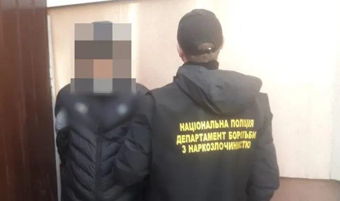 У Луцьку затримали 16-річного наркоторгівця (фото)