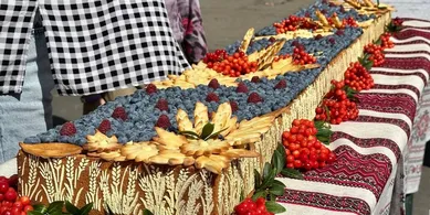 У Володимирі спекли велетенський «Пиріг Незалежності» (фото)