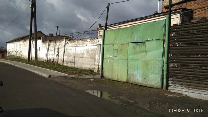 Володимирських підприємців зобов’язали привести паркани та фасади до порядку (фото)