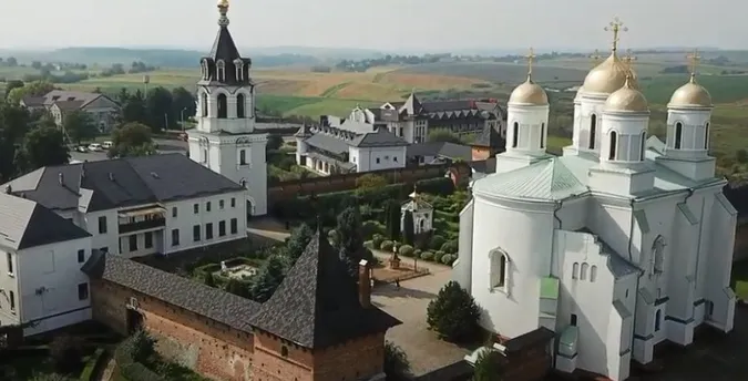 На території Зимнівської громади заборонили діяльність УПЦ «МП» (відео)