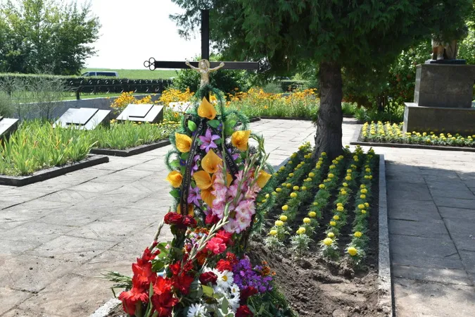 У Луцьку перепоховали випадково знайдені останки солдата