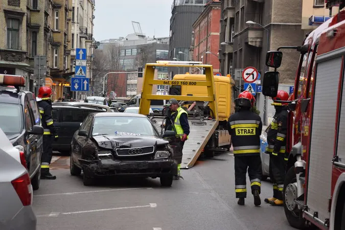 П’яний українець у Польщі протаранив вісім автомобілів (фото)