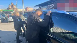 У Луцьку зловили посадовців-хабарників держслужби з безпеки на транспорті (фото, відео)