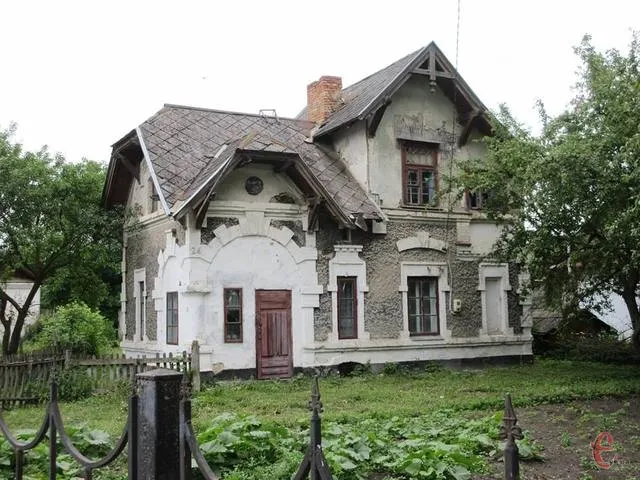 Наче у Діснеї: де на історичній Волині причаїлося селище із казковими будиночками