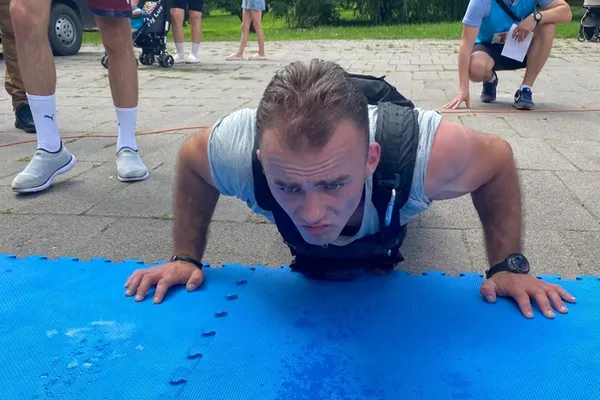 У Луцьку гвардієць здолав одне з найважчих спортивних випробувань (фото)