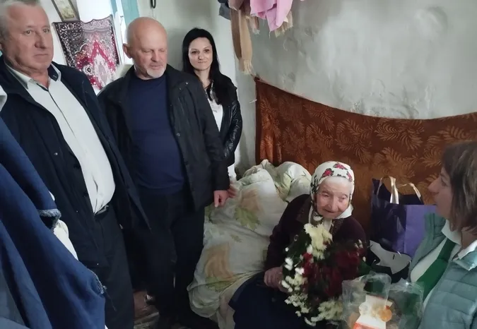 На Волині довгожителька відсвяткувала 108-річчя (фото)