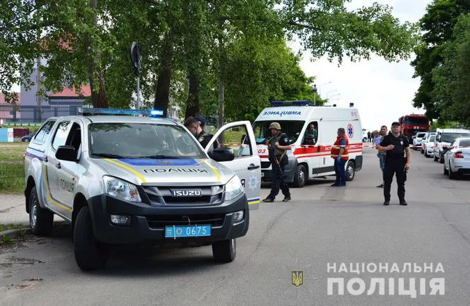 Поліцейська спецоперація у Луцьку тривала понад 6 годин (фото)