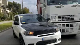 У Луцьку на Дубнівській влупилися вантажівка та кросовер (фото)