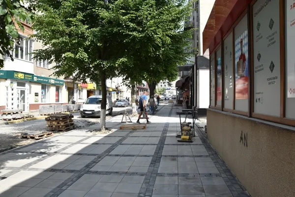 У Луцьку ремонтують центр міста (фото)