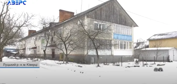 У Ківерцях чоловіки потруїлися самогоном (відео)