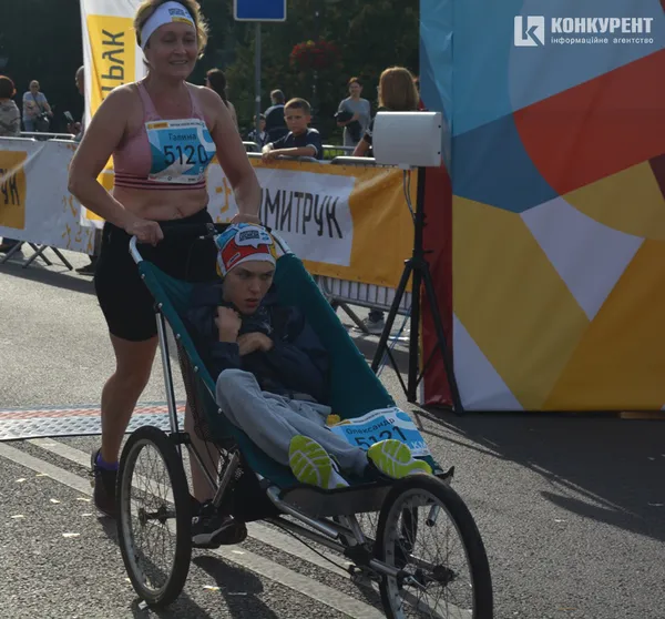 Луцький півмарафон у фото: як це було