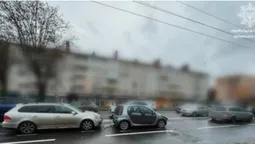 Зіткнулися три авто: у Луцьку п’яний водій влаштував ДТП на перехресті (фото)