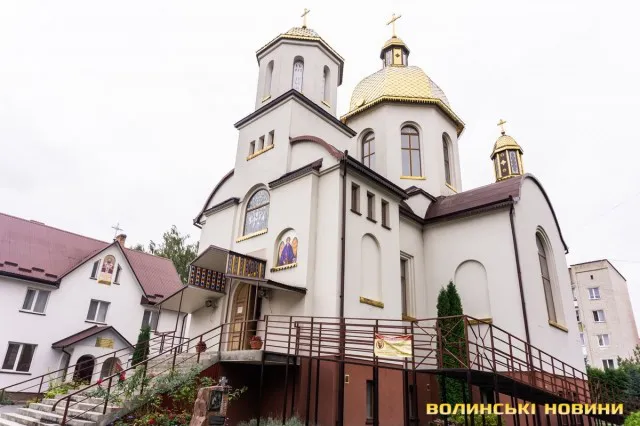 Місто контрастів: світлини осіннього Ковеля (фото)