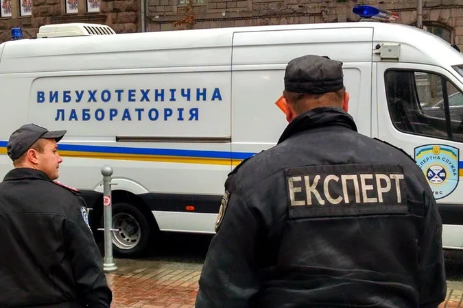 Луцьк замінований: вибухівки не було