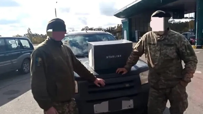 Доньки загиблого воїна з Волині передали гроші на Starlink для бригади, в якій служив тато