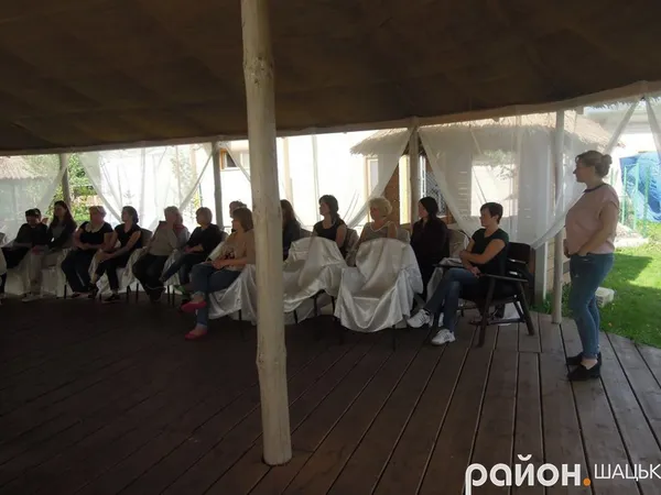 Дружинам полеглих волинських бійців подарували відпочинок на Світязі (фото) 