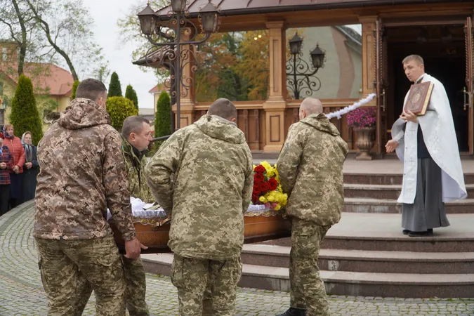 У Володимирі прощалися з загиблим на Харківщині штаб-сержантом