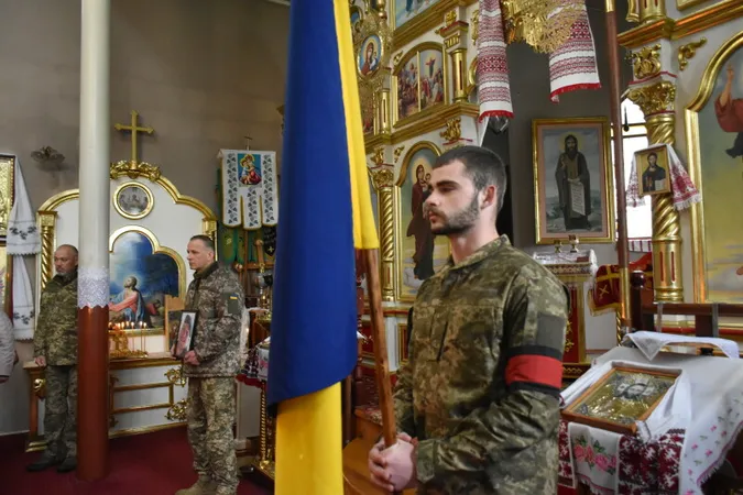 Загинув на Донеччині: Луцька громада попрощалася з Вячеславом Терьохіним (фото)