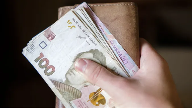 У 2025 у пенсіонерів можуть забирати деякі кошти з їх рахунків