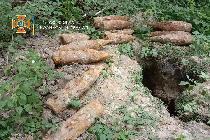 У Ковелі знайшли 17 артилерійських снарядів (фото)