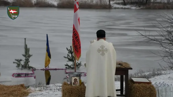 Молитва і занурення: бійці Волинської бригади відзначили Водохреще (фото)