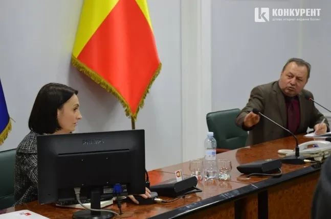 Григорій Пустовіт був головуючим на сесії, коли було припинено повноваження секретаря Вусенко