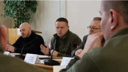Рудницький провів «оперативку» у Волинській ОВА: про що говорили (фото)