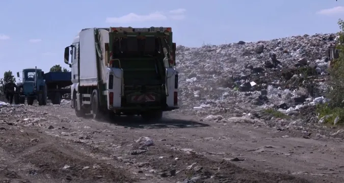 Збирають 90 тонн сміття: як працює полігон у Брищі під Луцьком (відео)