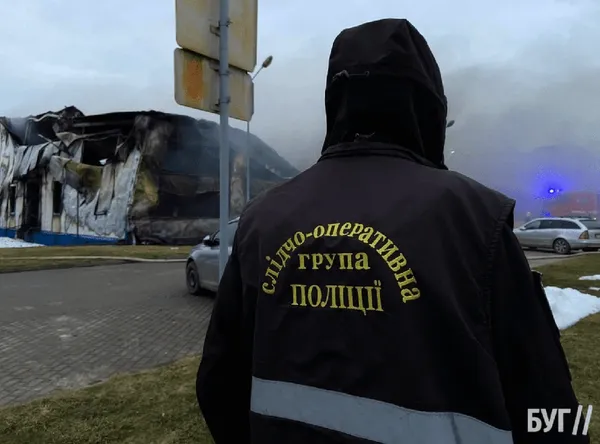 У Нововолинську – пожежа на підприємстві «Пан Курчак» (фото, відео)