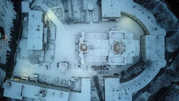Крутезні фото засніженого Луцька з висоти