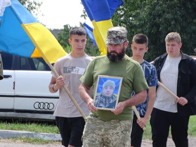 Без тата лишилися двоє синів: на Волині попрощалися із Іваном Заблоцьким (фото)