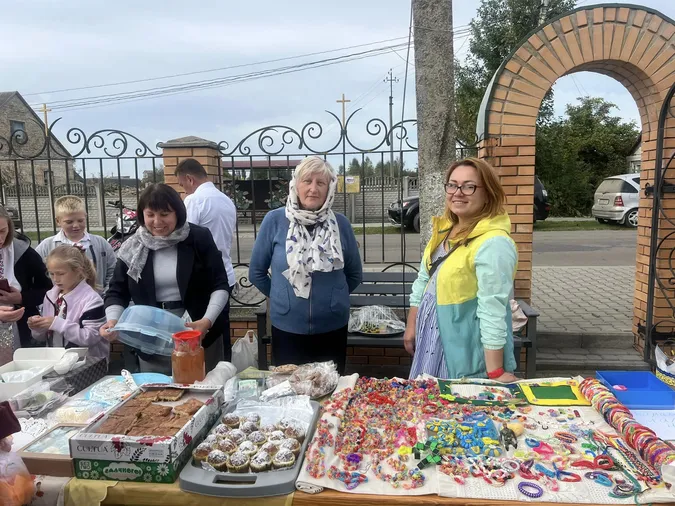 В селі під Луцьком на благодійному ярмарку зібрали майже 50 тисяч на ЗСУ (фото)