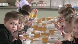 Все устаткування – на електриці: як під час відключень світла готують сніданки та обіди у школах Луцька