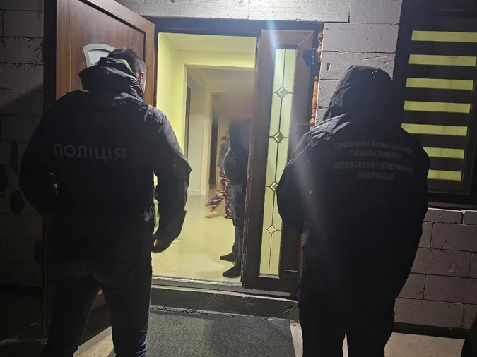 На Закарпатті викрили схему переправлення ухилянтів через кордон (фото, відео)