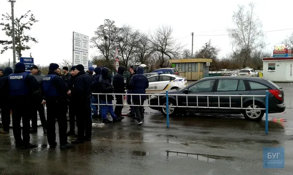 Жителі Устилуга заблокували митницю