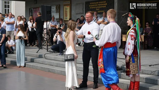 У Луцьку нагородили медалістів: як все було (дуже багато фото)