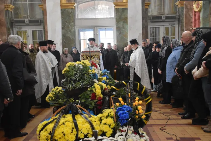У Луцьку попрощалися з загиблим на Запоріжжі воїном Дмитром Гуцаленком