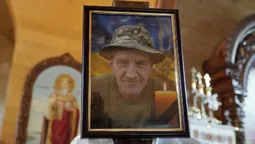 На Волині попрощалися з Героєм Русланом Давидюком (фото)